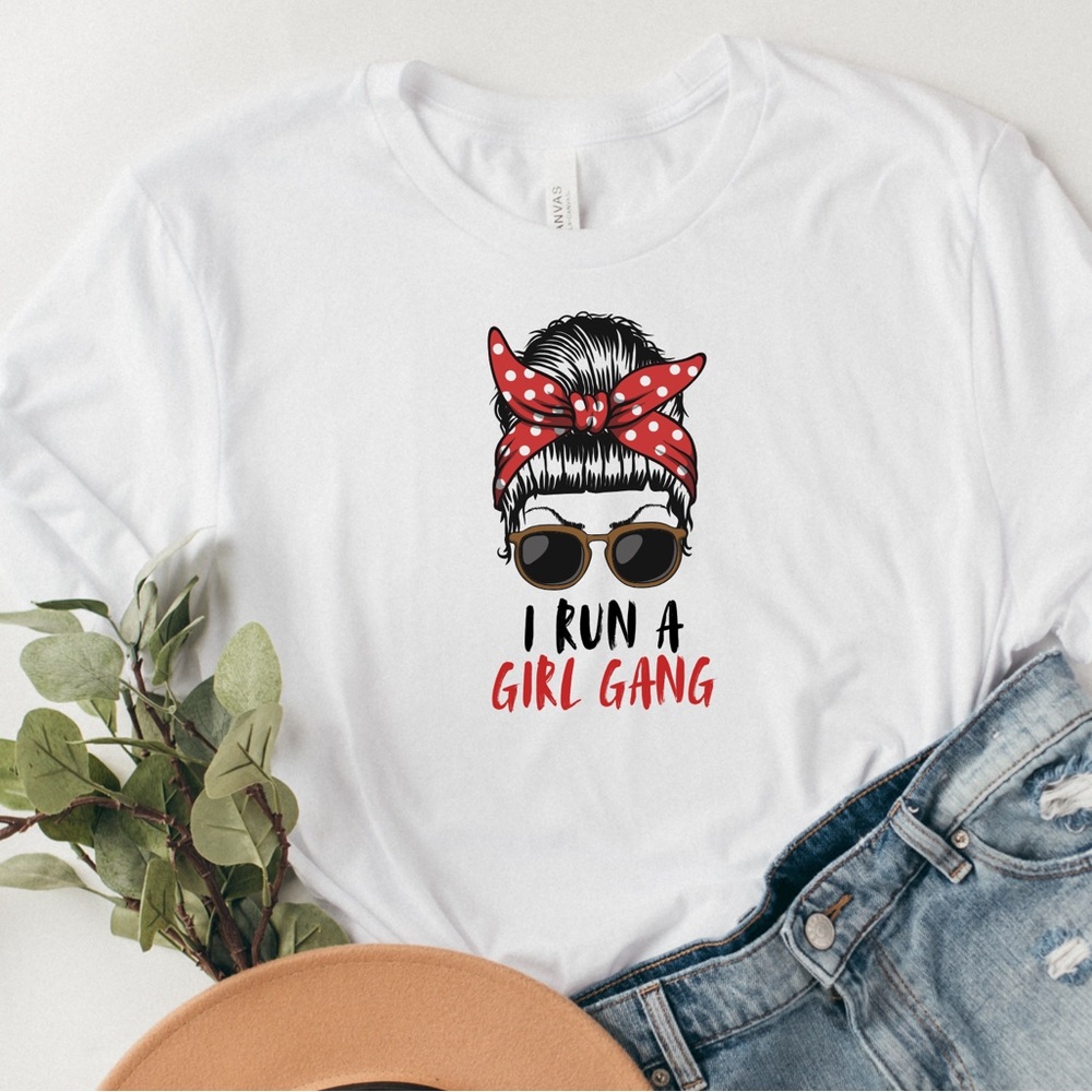 New I Run a Girl Gang Tee Large